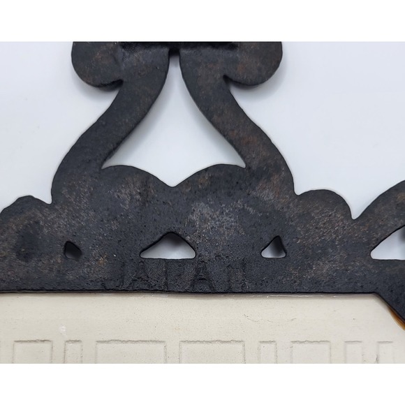 Enesco Cast Iron Trivet Tile Japan Green Apples Strawberries 10 in. County - Picture 2 of 9